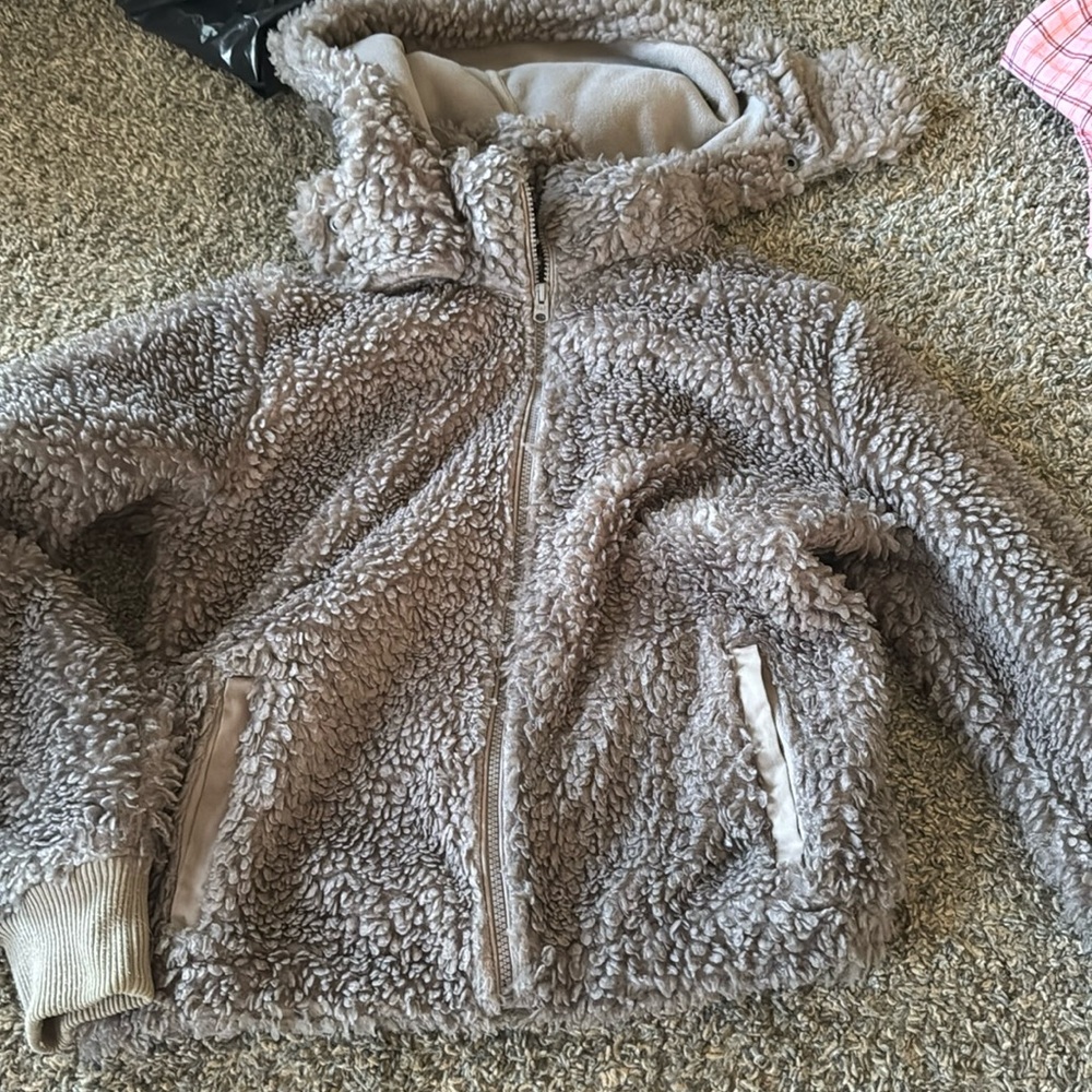 A&F soft and cozy Sherpa